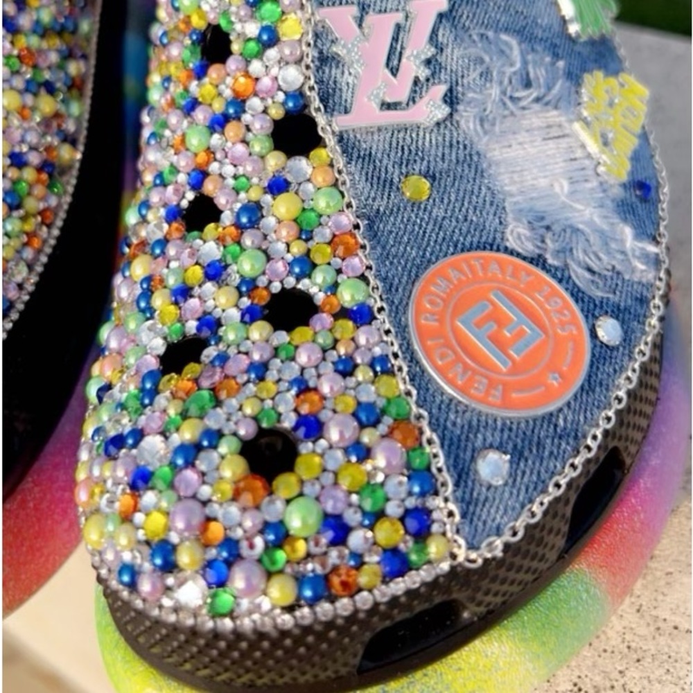 Bling Classic Mega Crush Crocs!! Women’s size 8 - Picture 3 of 5